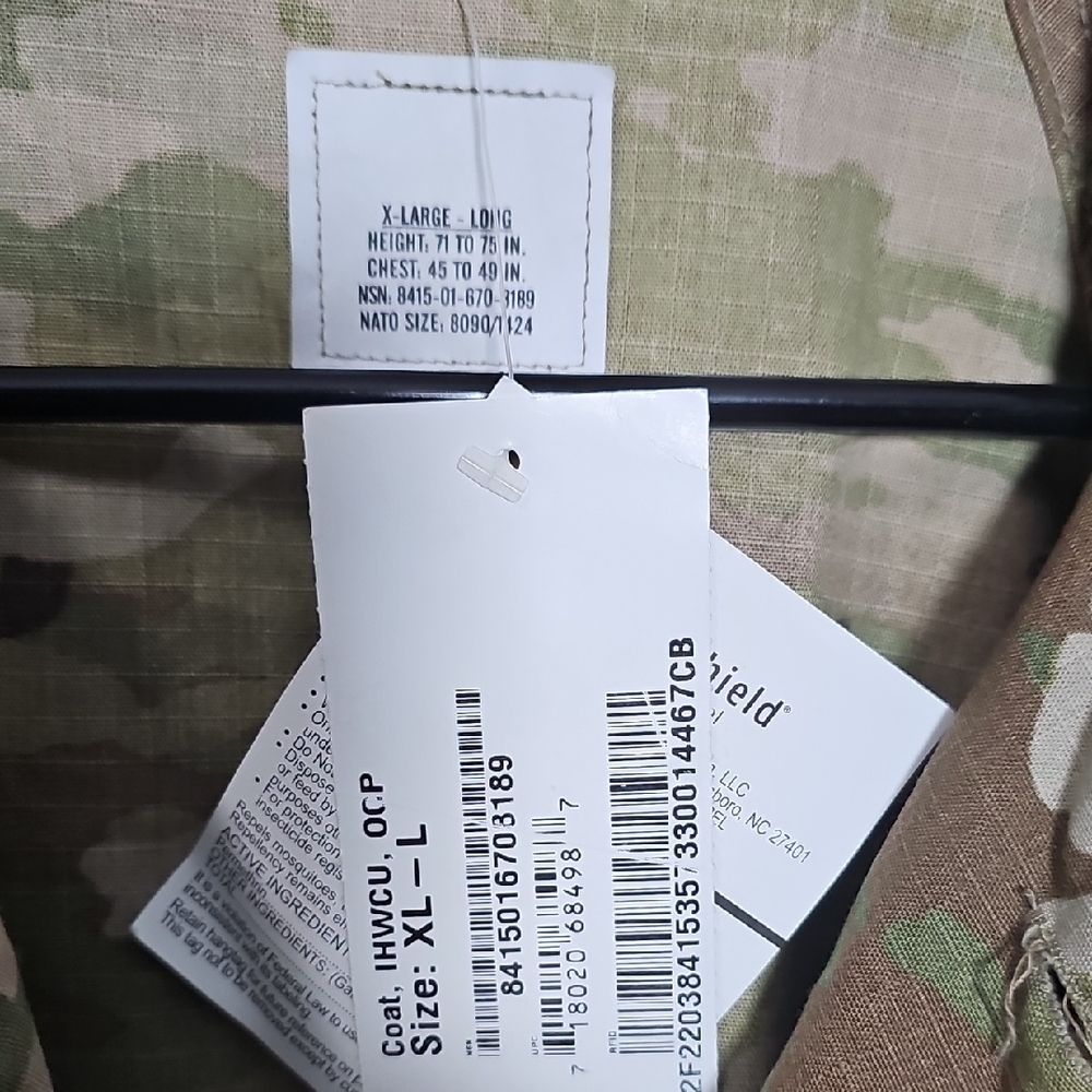 Camouflage Military Jacket with M*A*S*H Patch - Picture 8 of 9